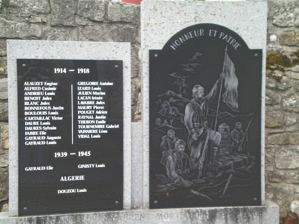 Monument aux morts de Sain-Laurent de Lévézou