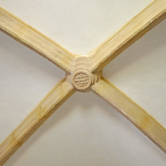 Clé de voûte du transept de l'église de Saint-André de Clauzelles - Arnaud Villefranque