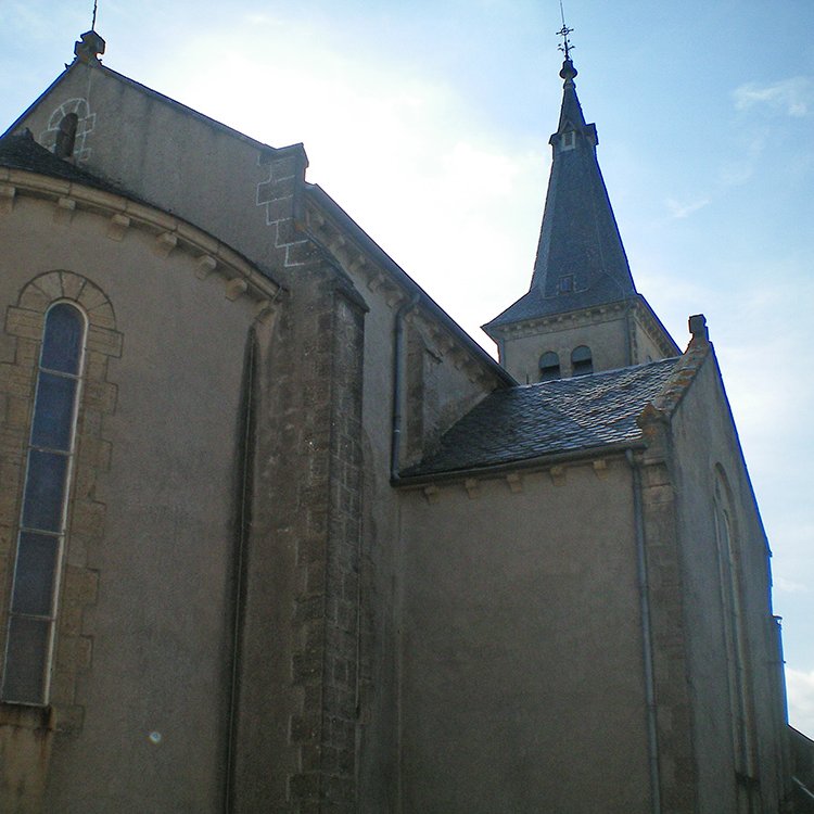 Vue du chevet de l'église de La Besse - Arnaud Villefranque