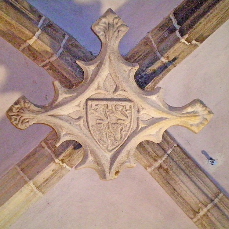 Clé de voûte à l'intérieur de l'église de Saint-Amans du Ram - Arnaud Villefranque