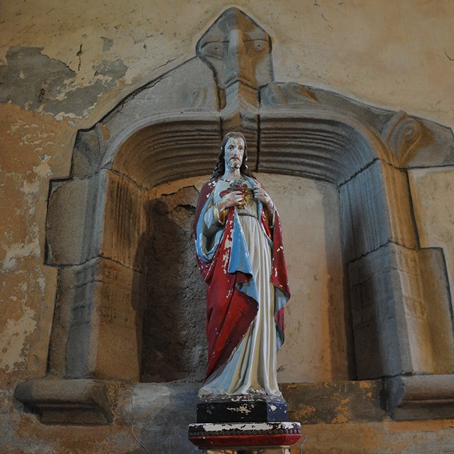 Statue à l'intérieur de l'église de Saint-Martin de Cormières - Arnaud Villefranque
