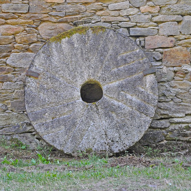 Ancienne rue du Moulin à proximité du moulin de La Resse - Arnaud Villefranque